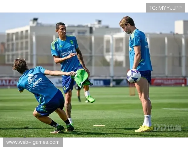 萨索洛伤兵满营，罗马客场誓取三分迎反弹