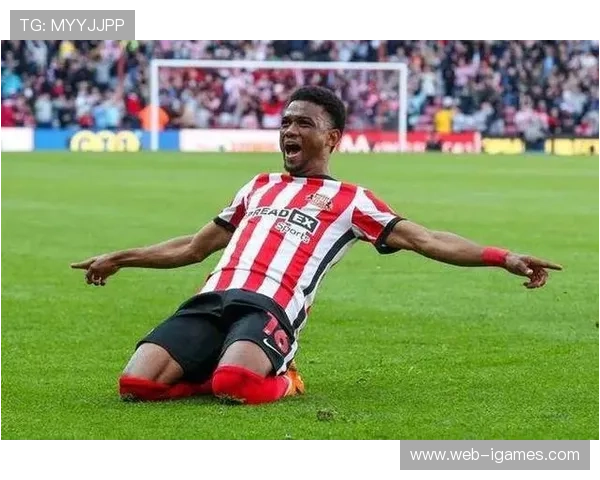 诺丁汉森林0-0闷平狼队,戴奇球队狂轰35脚射门零进球